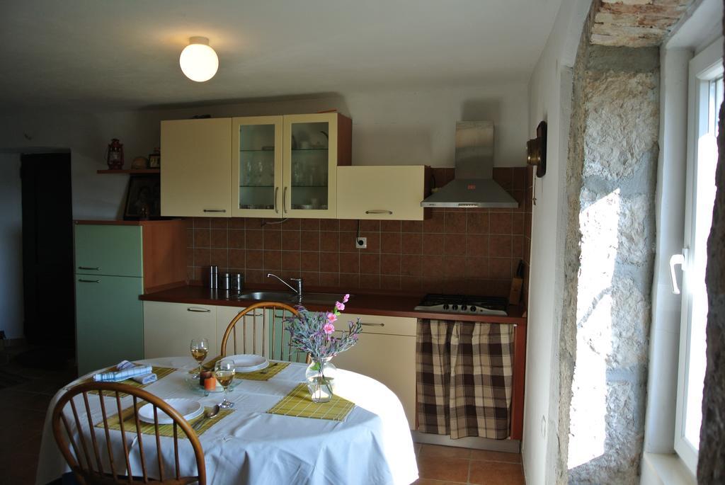Kaprije Mistral Apartment Eksteriør billede