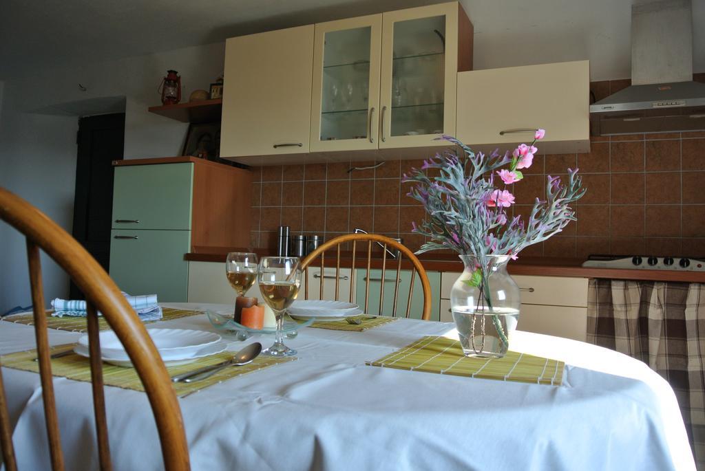 Kaprije Mistral Apartment Eksteriør billede